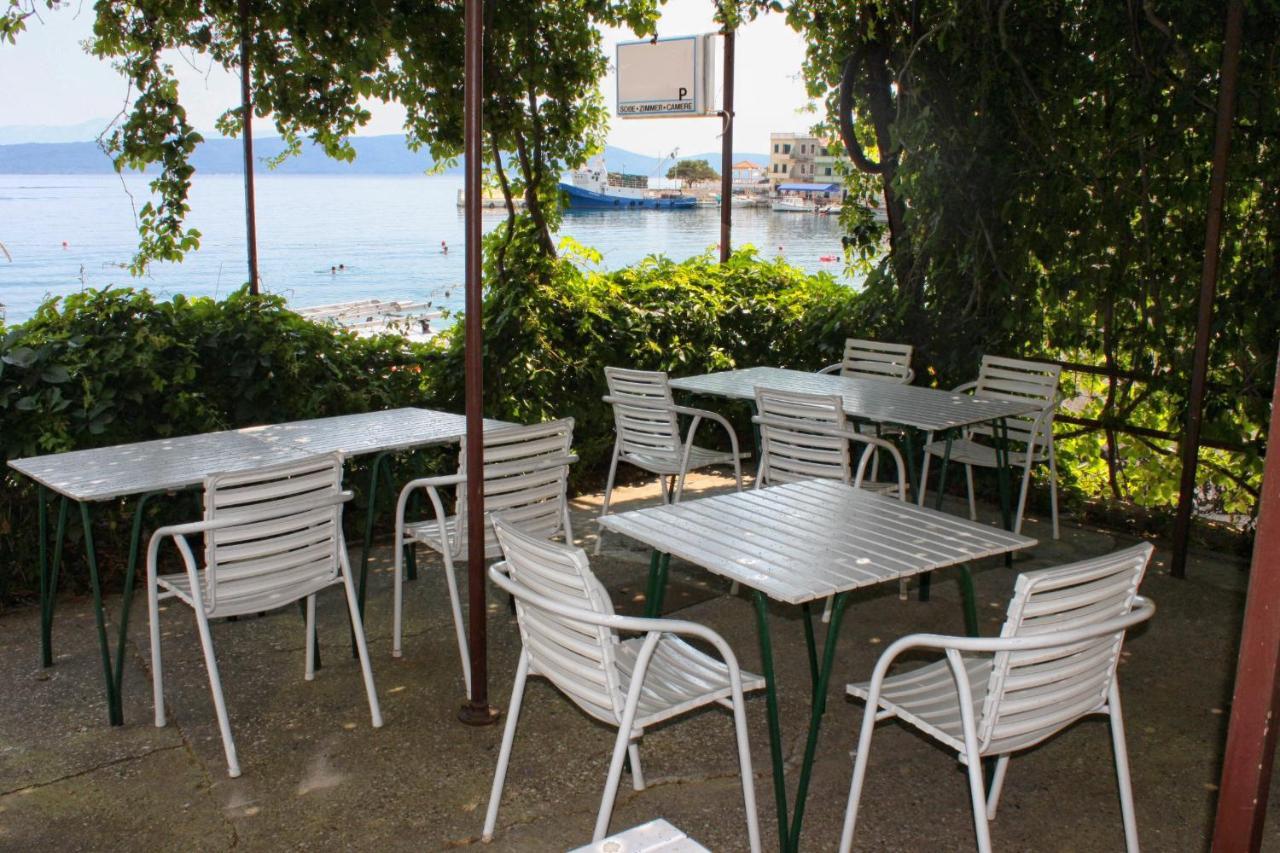 Apartments By The Sea Igrane, Makarska - 6653 エクステリア 写真