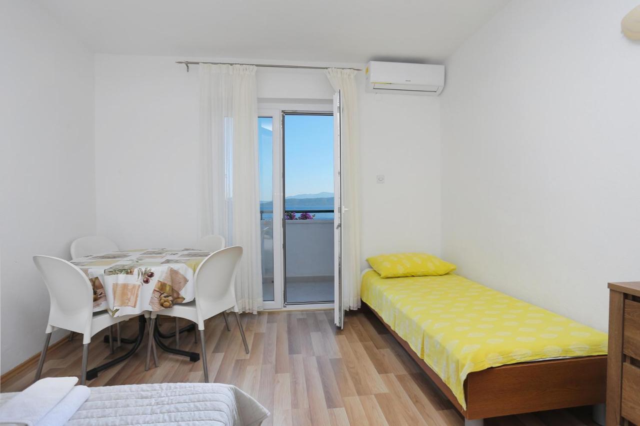 Apartments By The Sea Igrane, Makarska - 6653 エクステリア 写真