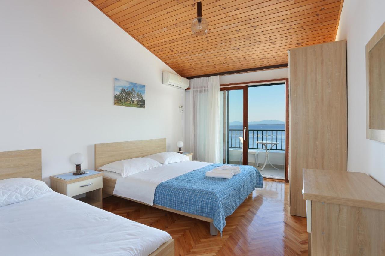Apartments By The Sea Igrane, Makarska - 6653 エクステリア 写真
