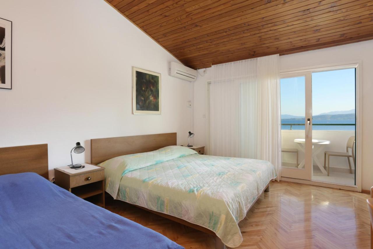 Apartments By The Sea Igrane, Makarska - 6653 エクステリア 写真