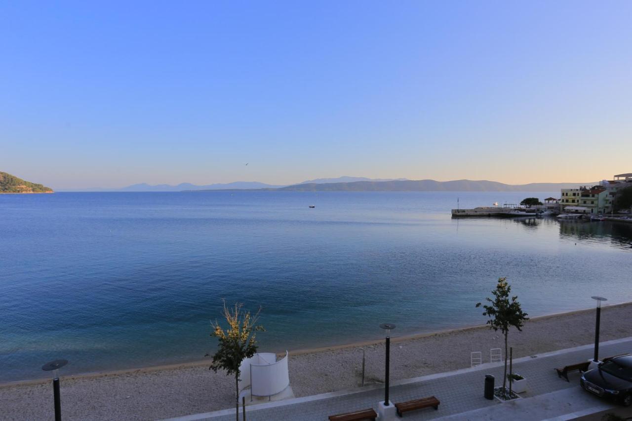 Apartments By The Sea Igrane, Makarska - 6653 エクステリア 写真